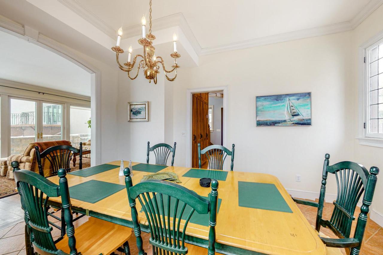 Point Radio Cottage Глостър Екстериор снимка