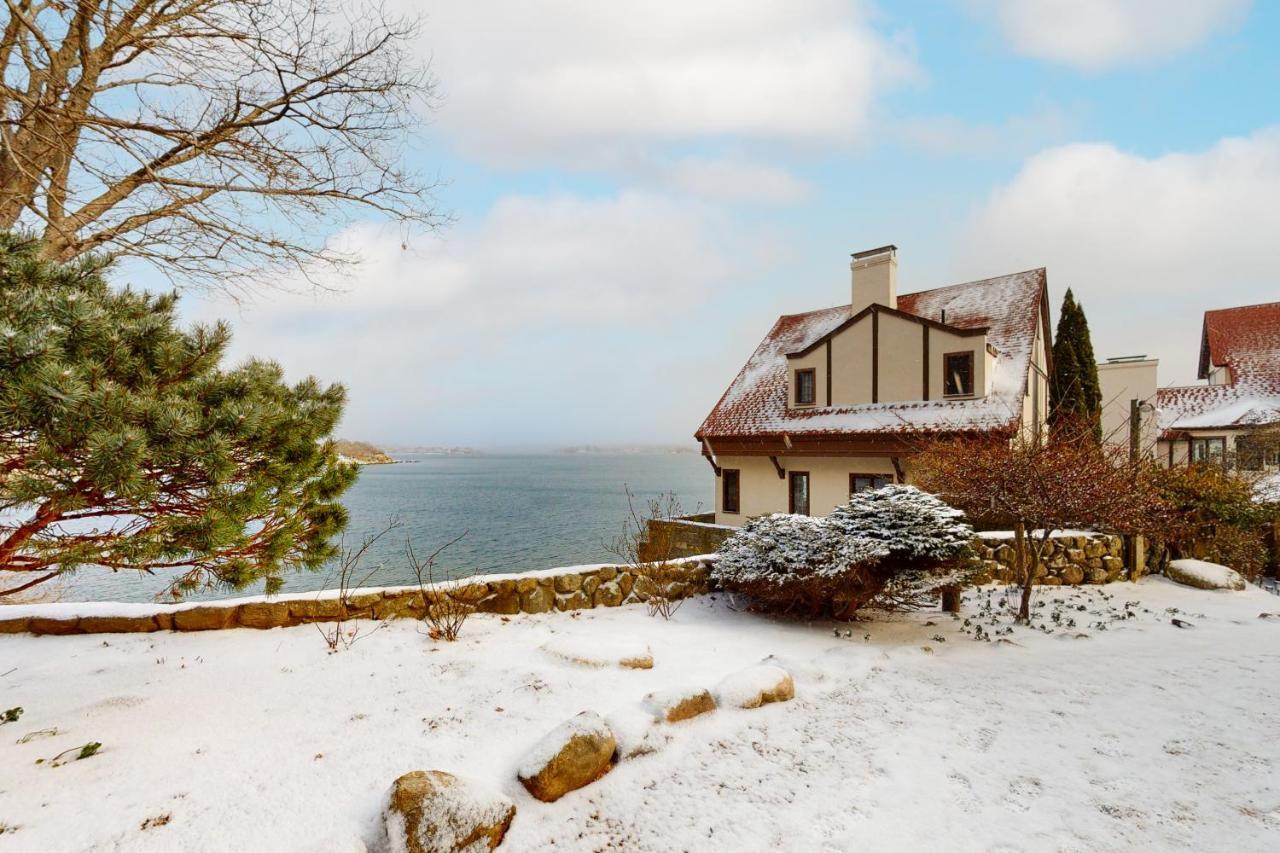 Point Radio Cottage Глостър Екстериор снимка
