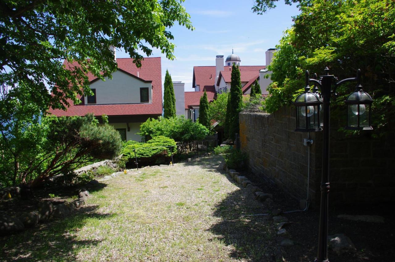 Point Radio Cottage Глостър Екстериор снимка